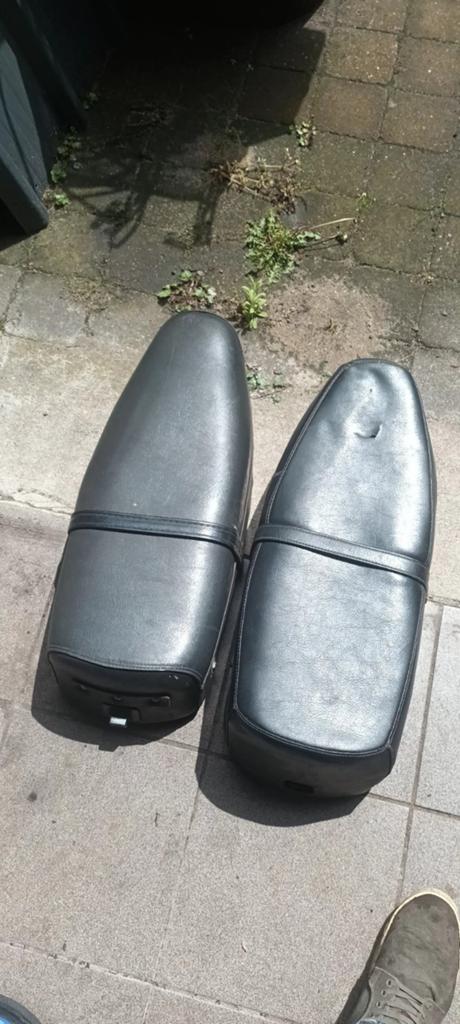 2 zadels vespa, Enlèvement, Selle, Vespa