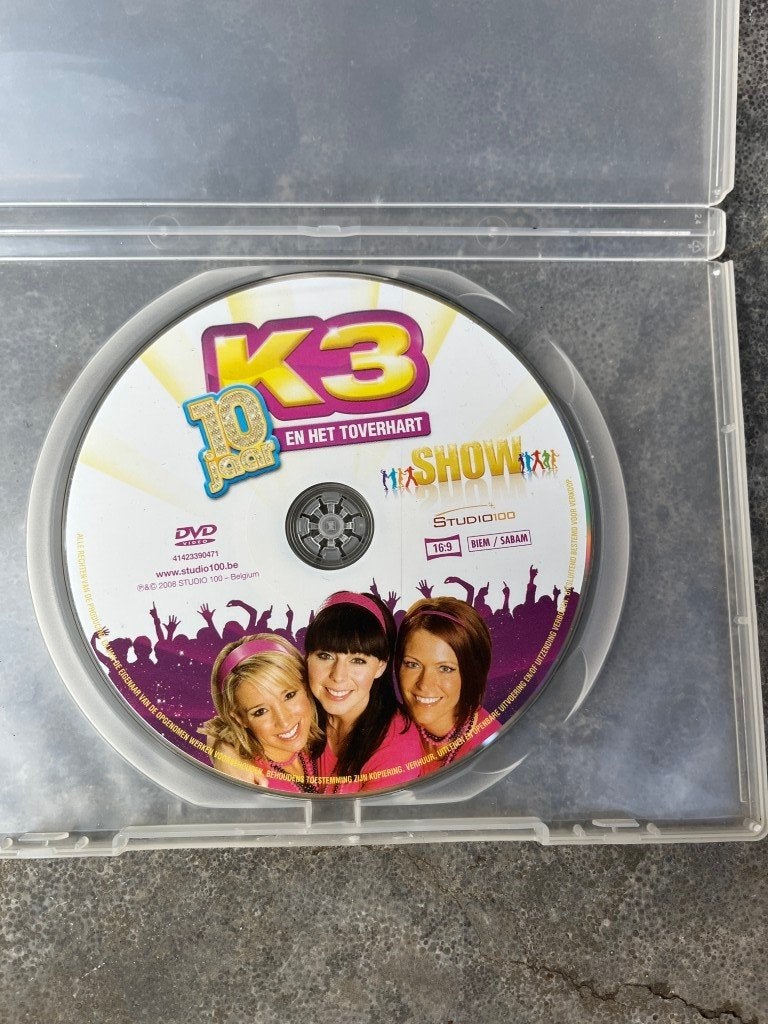 DVD K3 original 10 jaar en het toverhart, Ophalen of Verzenden