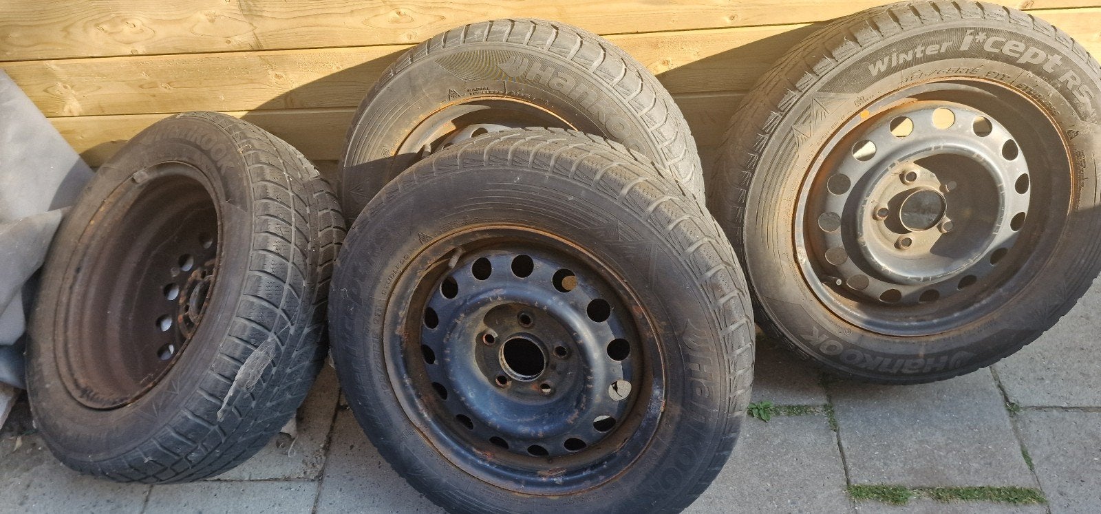 Velgen +banden hankook 195/65/15  5x114.3 nissan kia, Auto-onderdelen, Ophalen