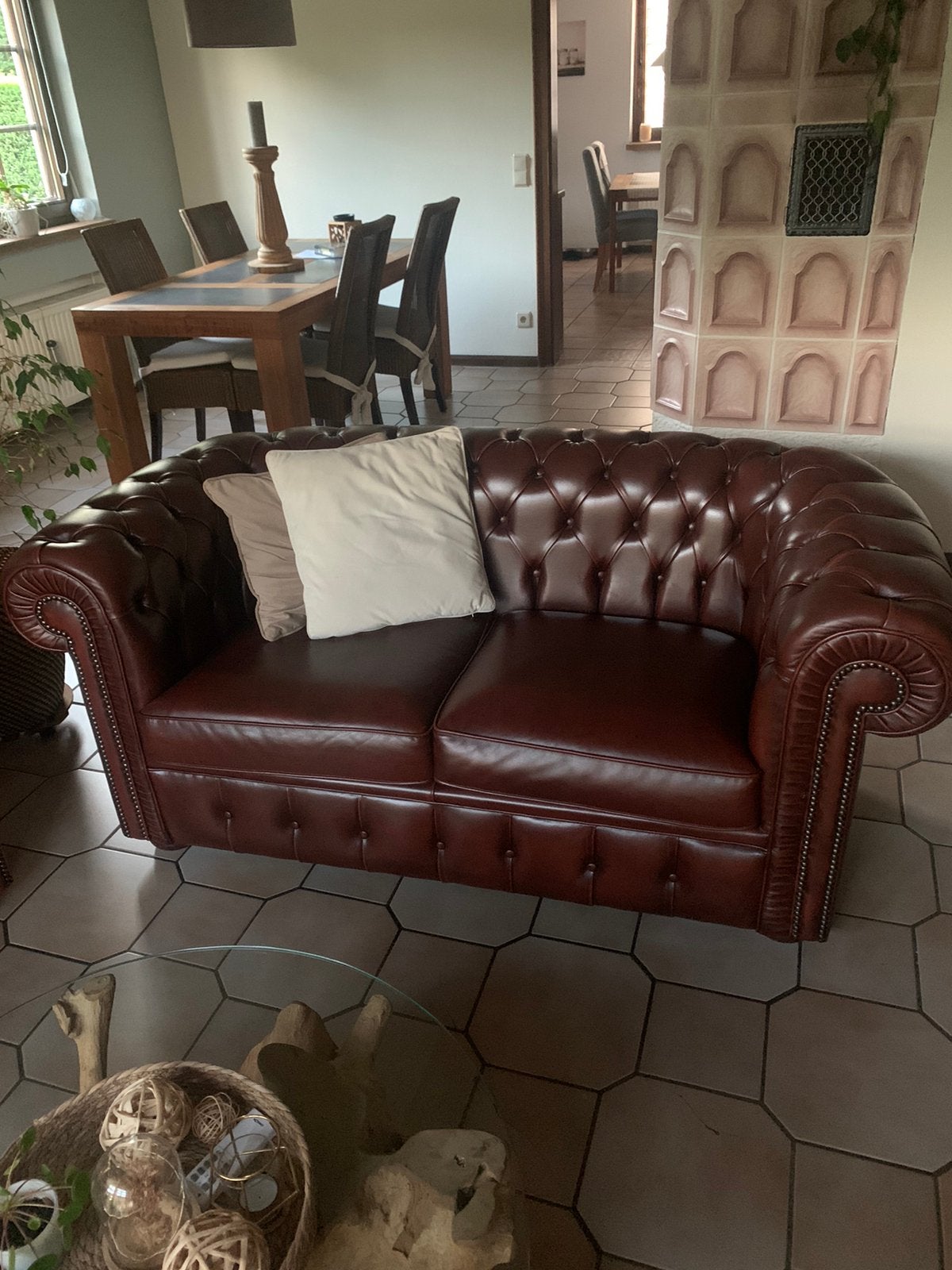 2 Chesterfield cuir cognac 2 places, Enlèvement, Comme neuf, Quatre personnes ou plus, Cuir