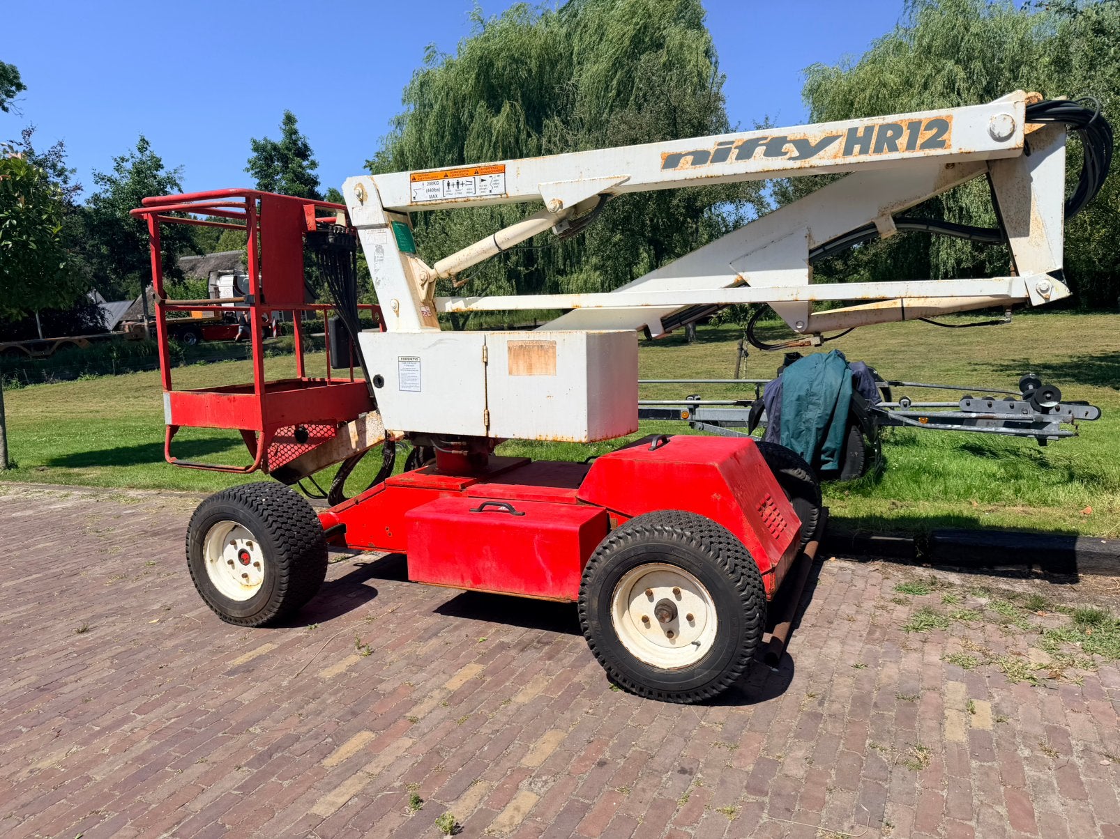 Niftylift hr 12 DE Niftylift Niftylift, Nacelle 2600KG !, Articles professionnels, Enlèvement, Plateforme élévatrice