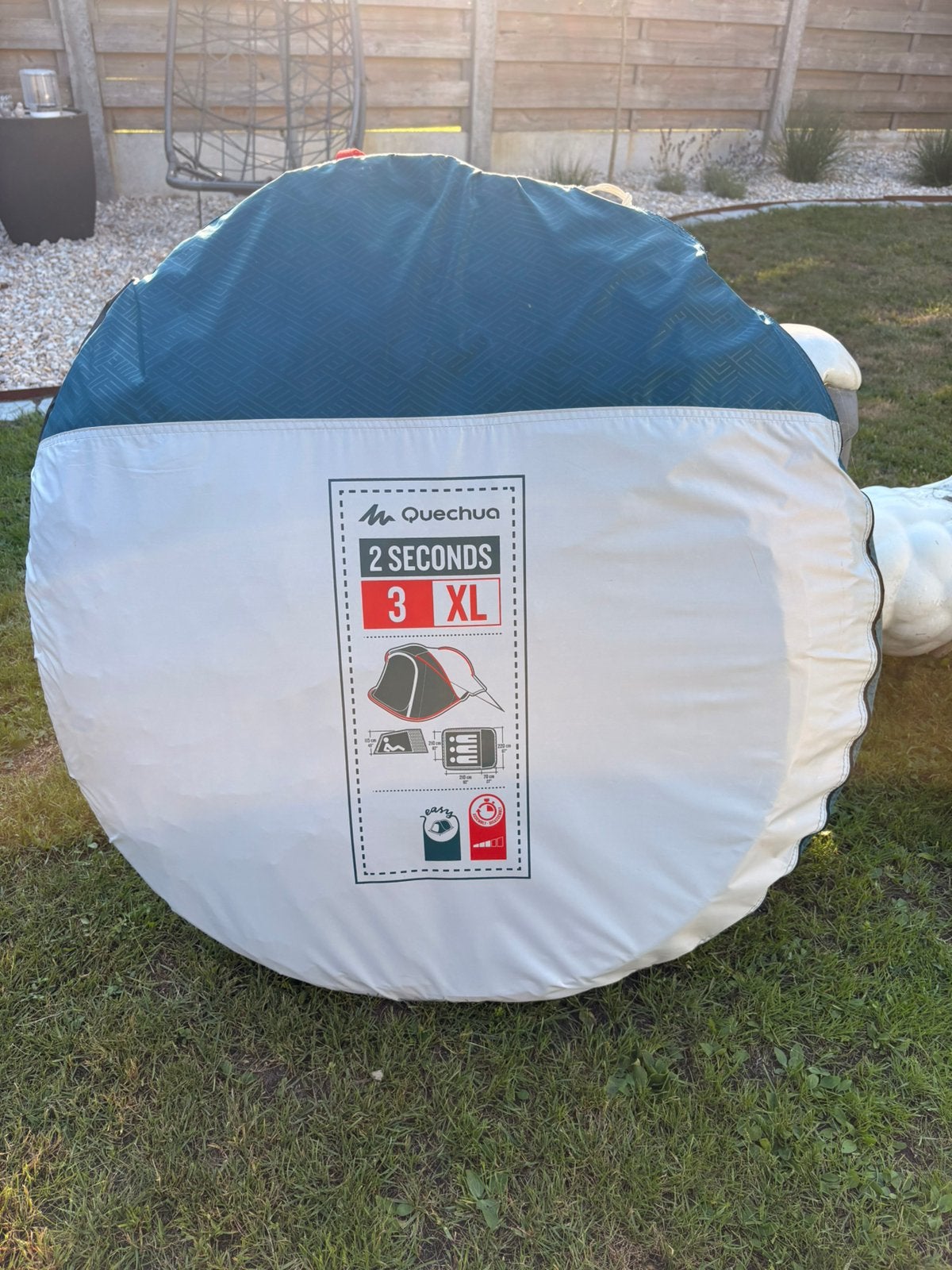Quechua 2 Seconds XL Fresh & Black,ontworpen voor 3 personen, Caravans en Kamperen, Tenten, Ophalen, Zo goed als nieuw, Tot en met 3