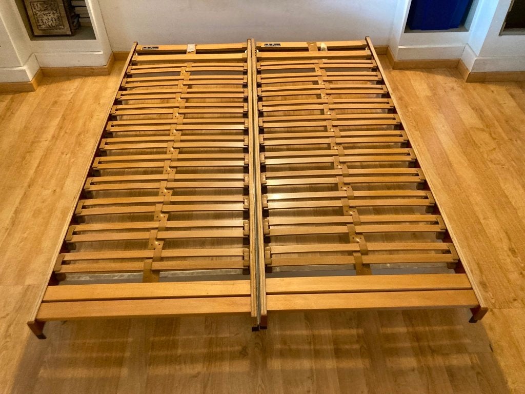 Sommier avec matelas, Maison & Meubles, 140 cm, Enlèvement, Utilisé, Sommier