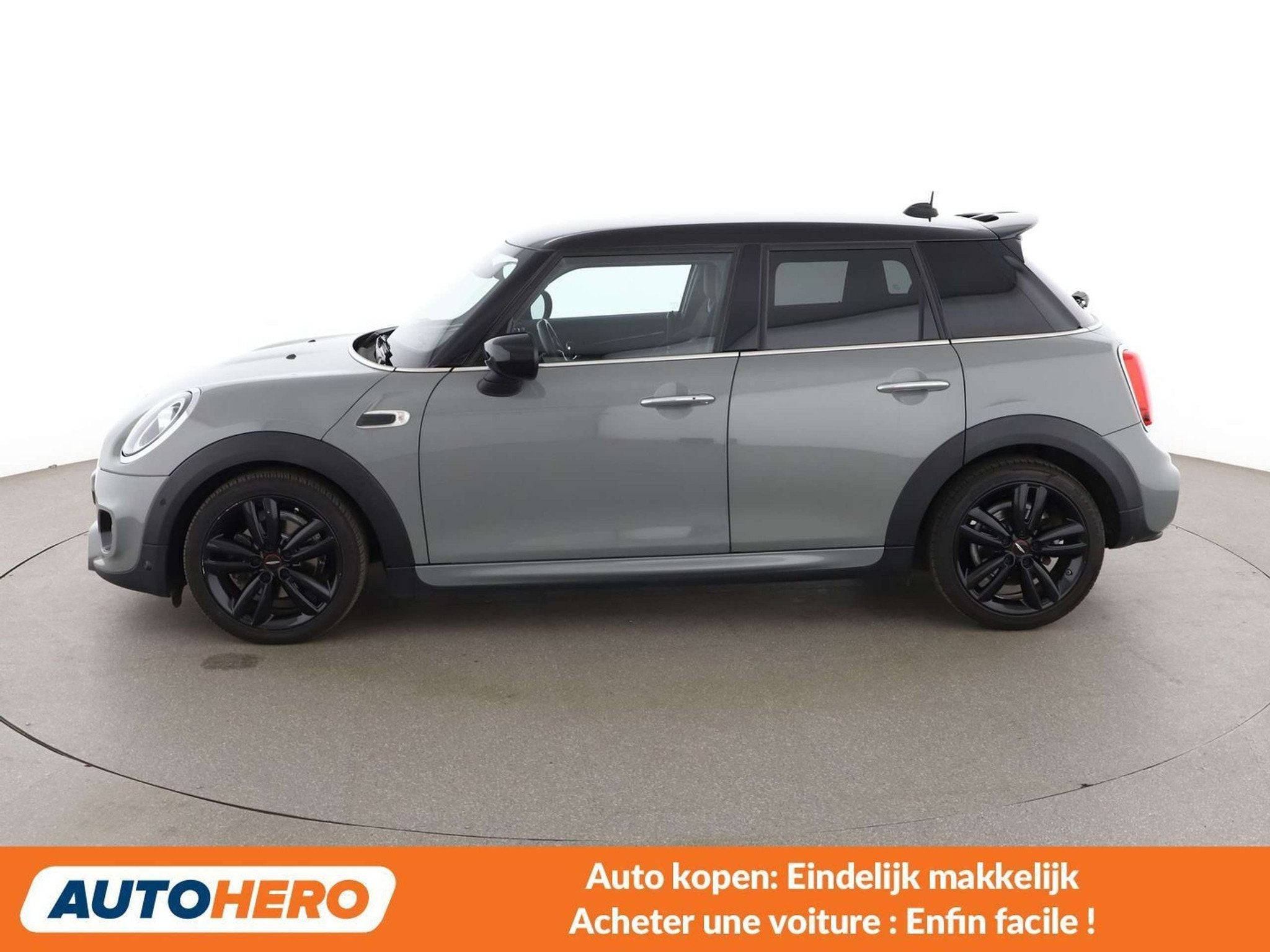 MINI Cooper Cooper (année de construction 2019), 100 kW, Argent ou Gris, Achat, Euro 6