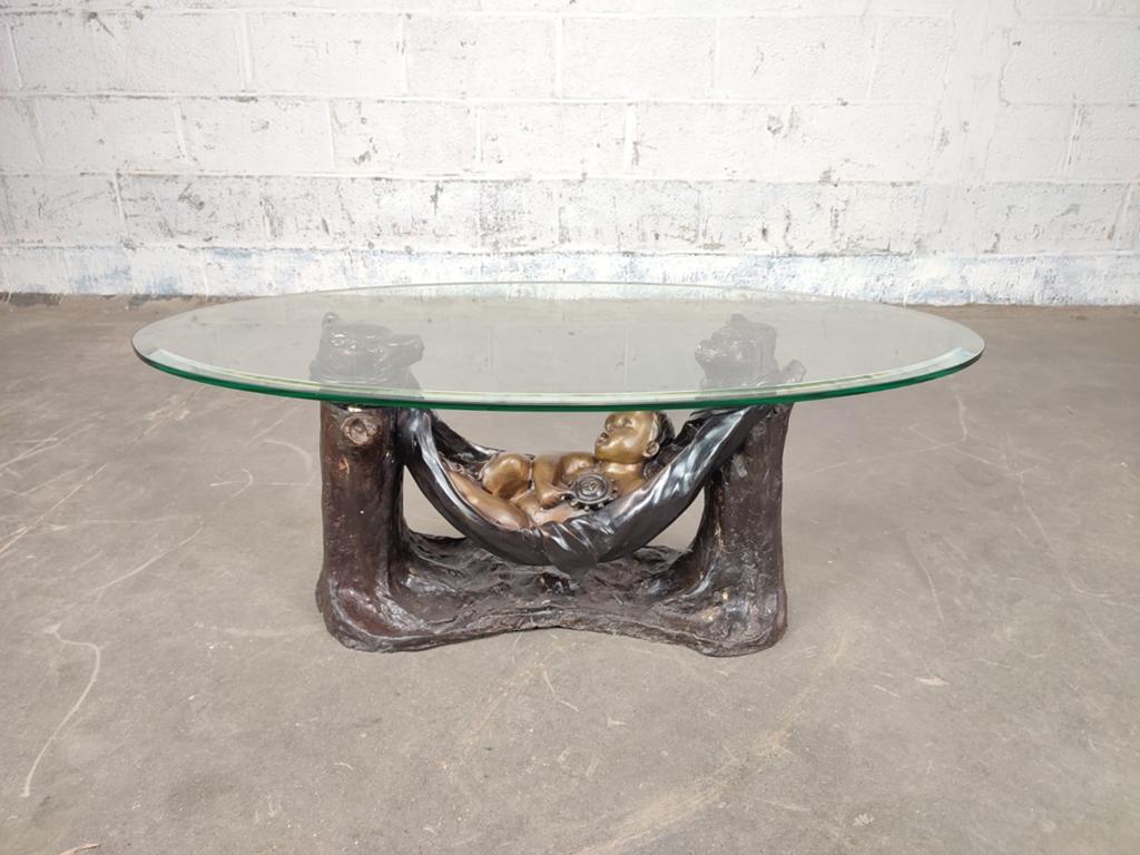 Vintage salontafel met bronzen beeld, Enlèvement