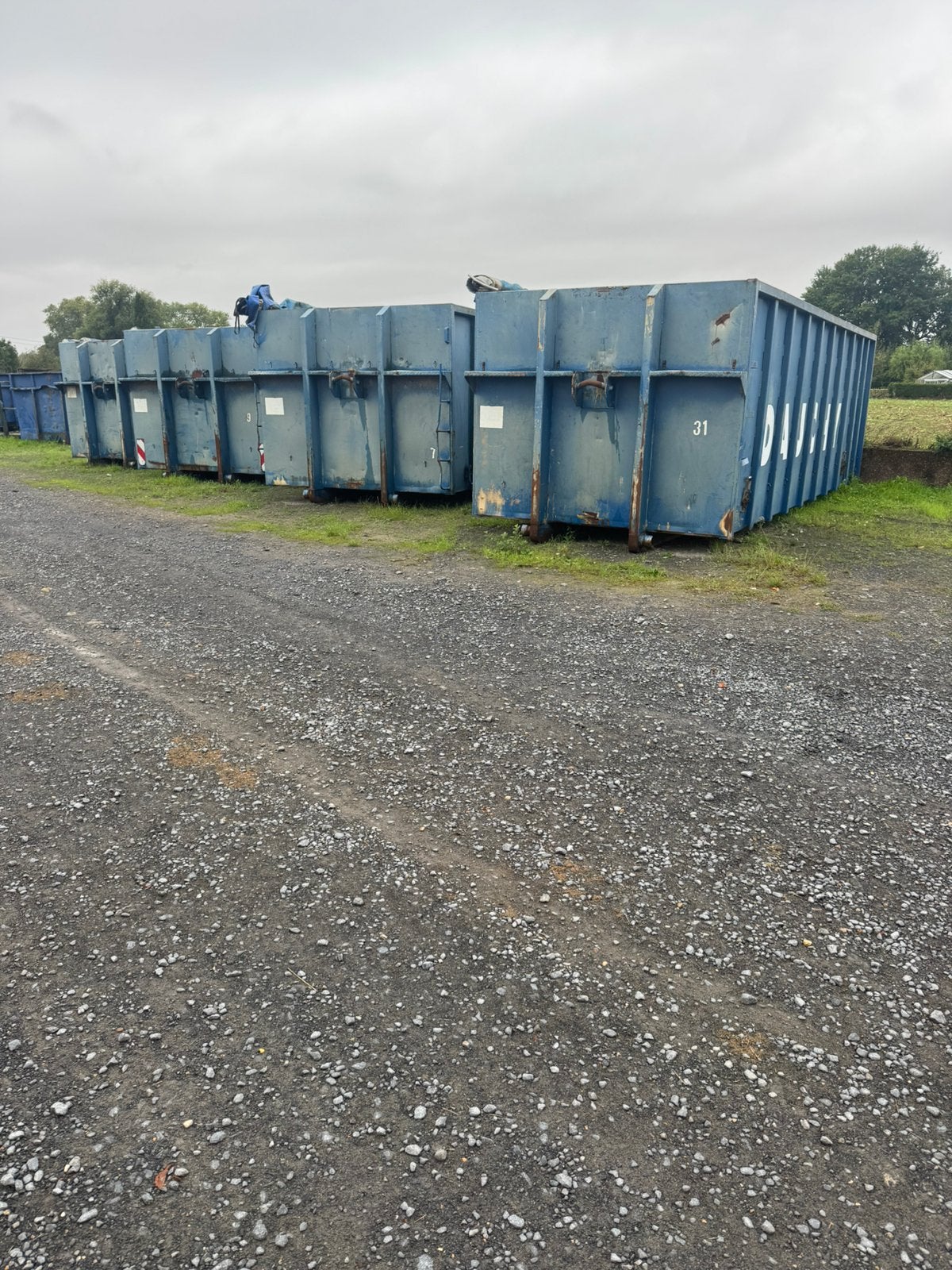 4 afzetcontainers 2,5 x 7 m – gebruikte containers, Ophalen