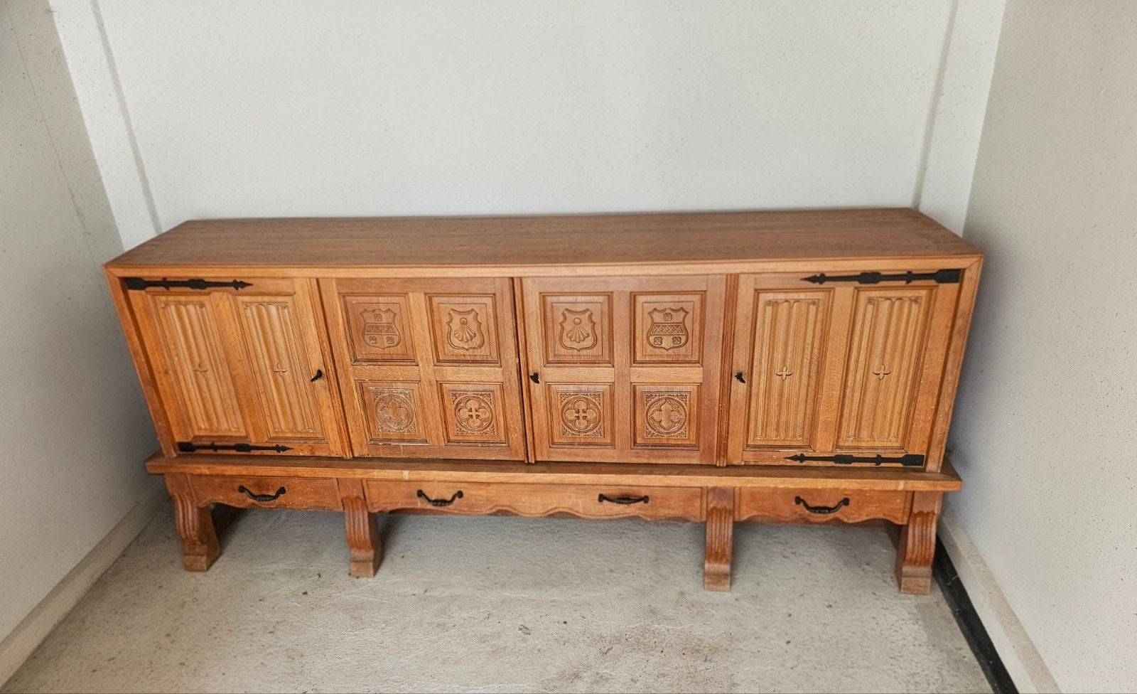 Eiken dressoir, Huis en Inrichting, Kasten | Dressoirs, Ophalen