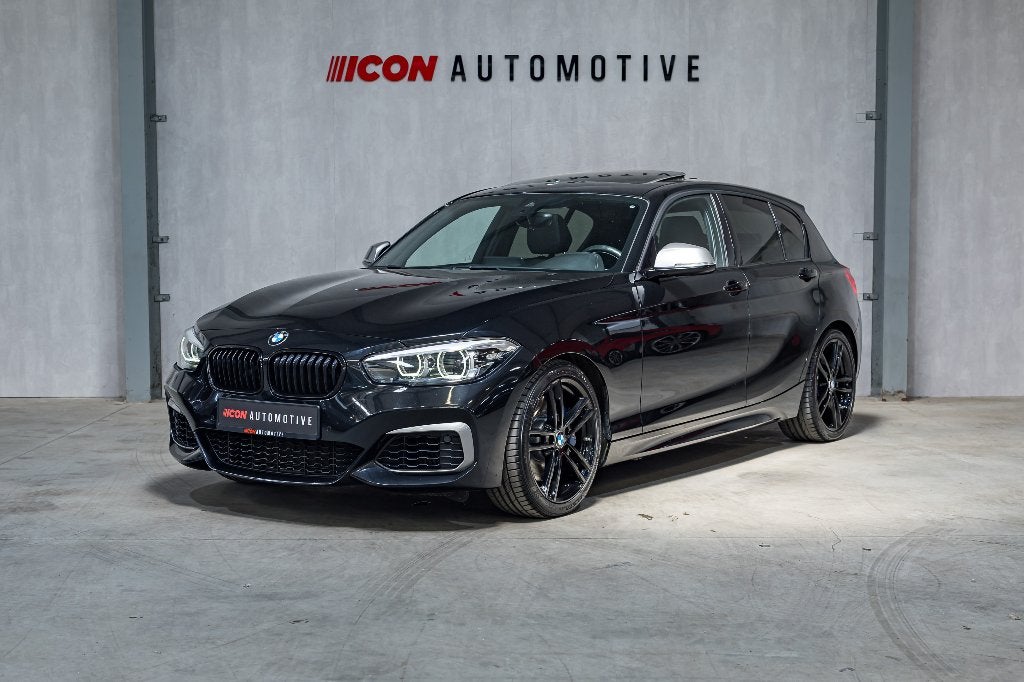 BMW F20 M140i - PANO | XDRIVE | NAVPRO | CAMERA | HRMNKRDN, Autos, BMW, Cuir, Phares entièrement LED, Achat, 2997 cm³