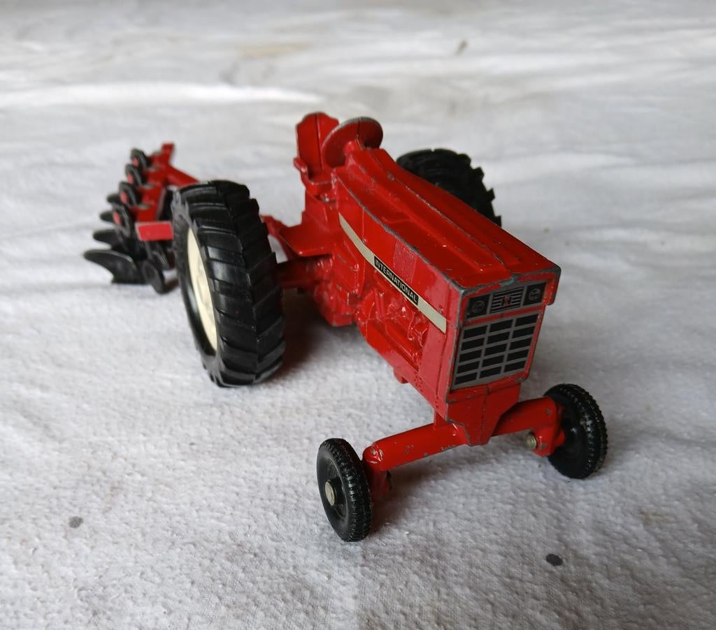 Tracteur International Ertl, Enlèvement ou Envoi, Comme neuf, Tracteur et Agriculture