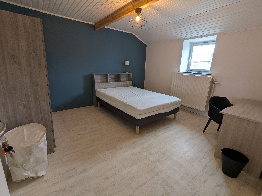 ARLON coving room beschikbaar op 01/10/26, 50 m² of meer, Provincie Luxemburg