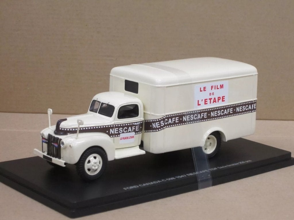 1:43 Perfex 220 Ford Canada Tour de France 1947 Nescafé, Hobby & Loisirs créatifs, Enlèvement ou Envoi, Neuf, Bus ou Camion, Autres marques