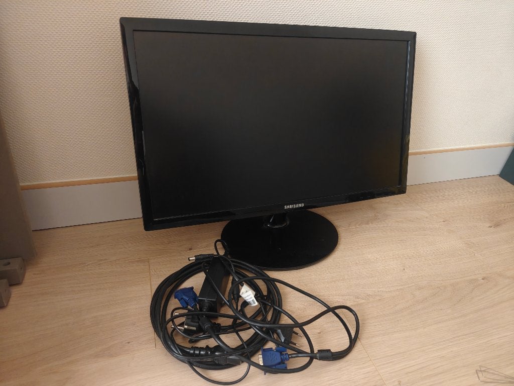 Samsung 23", Ophalen, Gebruikt, Full HD, Samsung