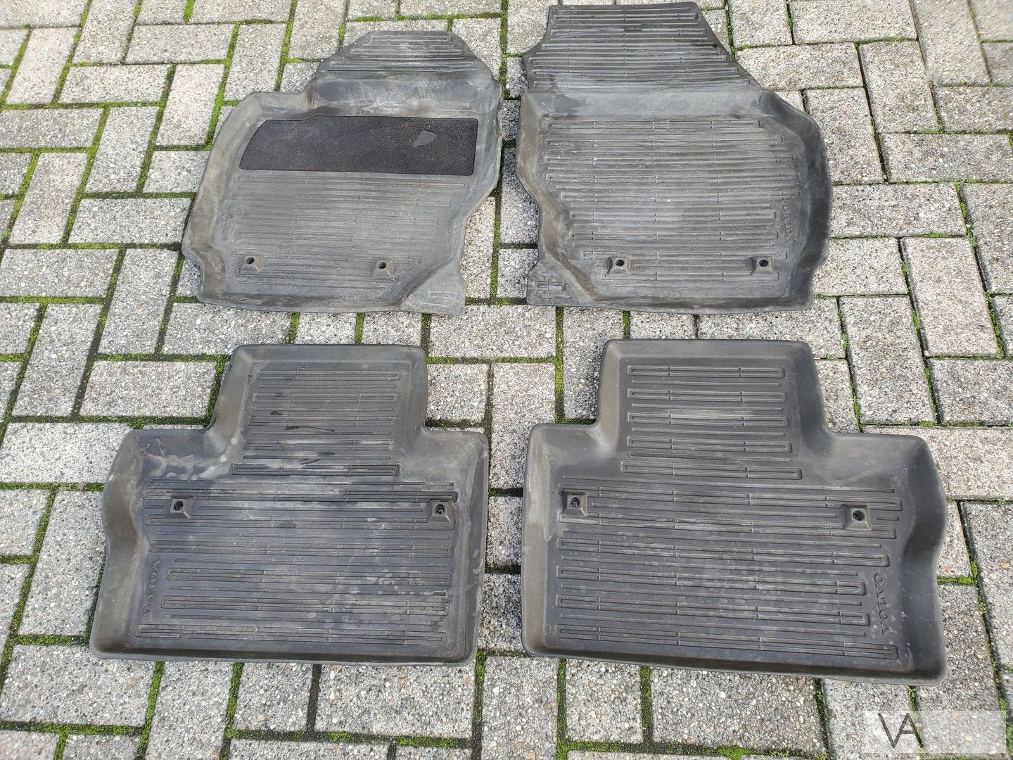 Volvo V70 xc70 S80 2007 - 2016 mattenset rubber €50 winter, Auto-onderdelen, Interieur en Bekleding, Gebruikt, -, -, Ophalen of Verzenden