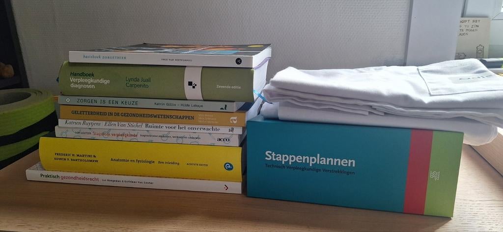 Boeken: Bachelor verpleegkundige (Odisee), Boeken, Ophalen