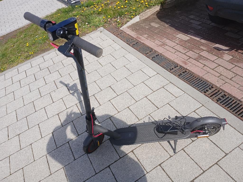 Elektrische step merk Mi, Fietsen en Brommers, Steps, Ophalen, Zo goed als nieuw, Elektrische step (E-scooter), Xiaomi