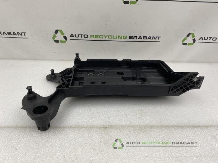 Boîtier de batterie d'un Volkswagen Golf, -, 3 mois de garantie, Utilisé, -