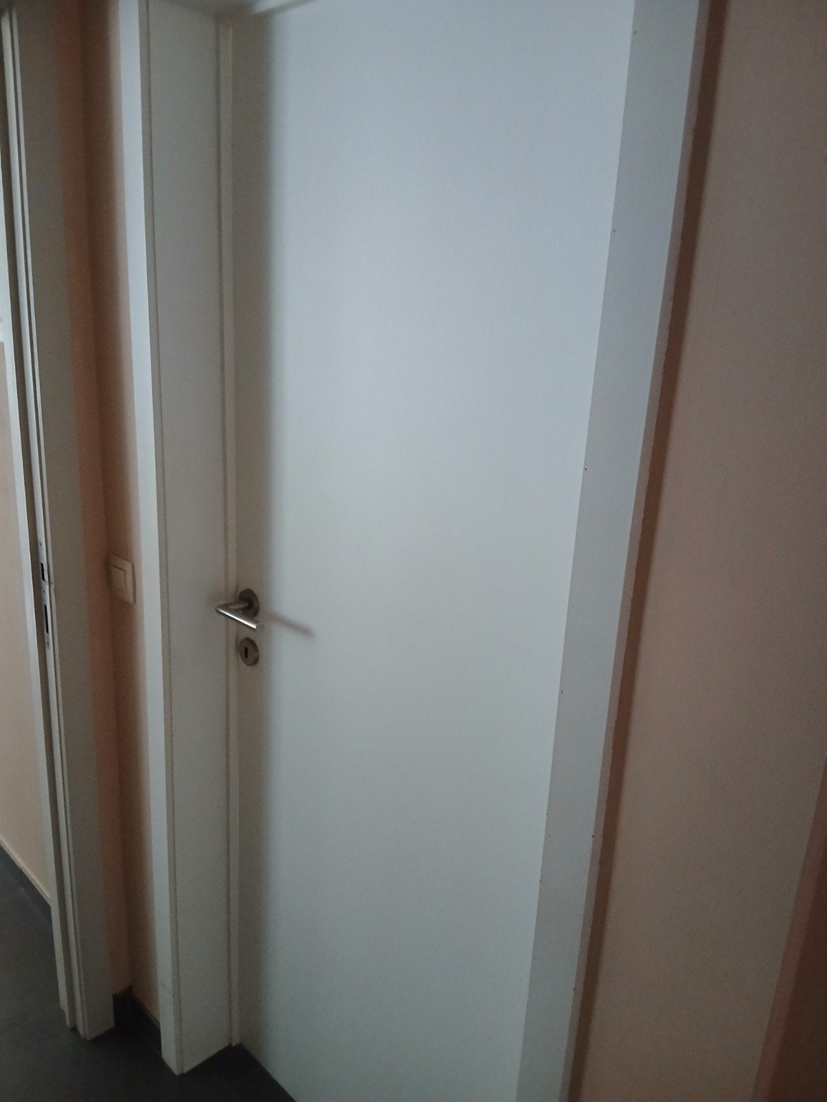 Verfdeuren met klink. 10 €, Doe-het-zelf en Bouw, Ophalen
