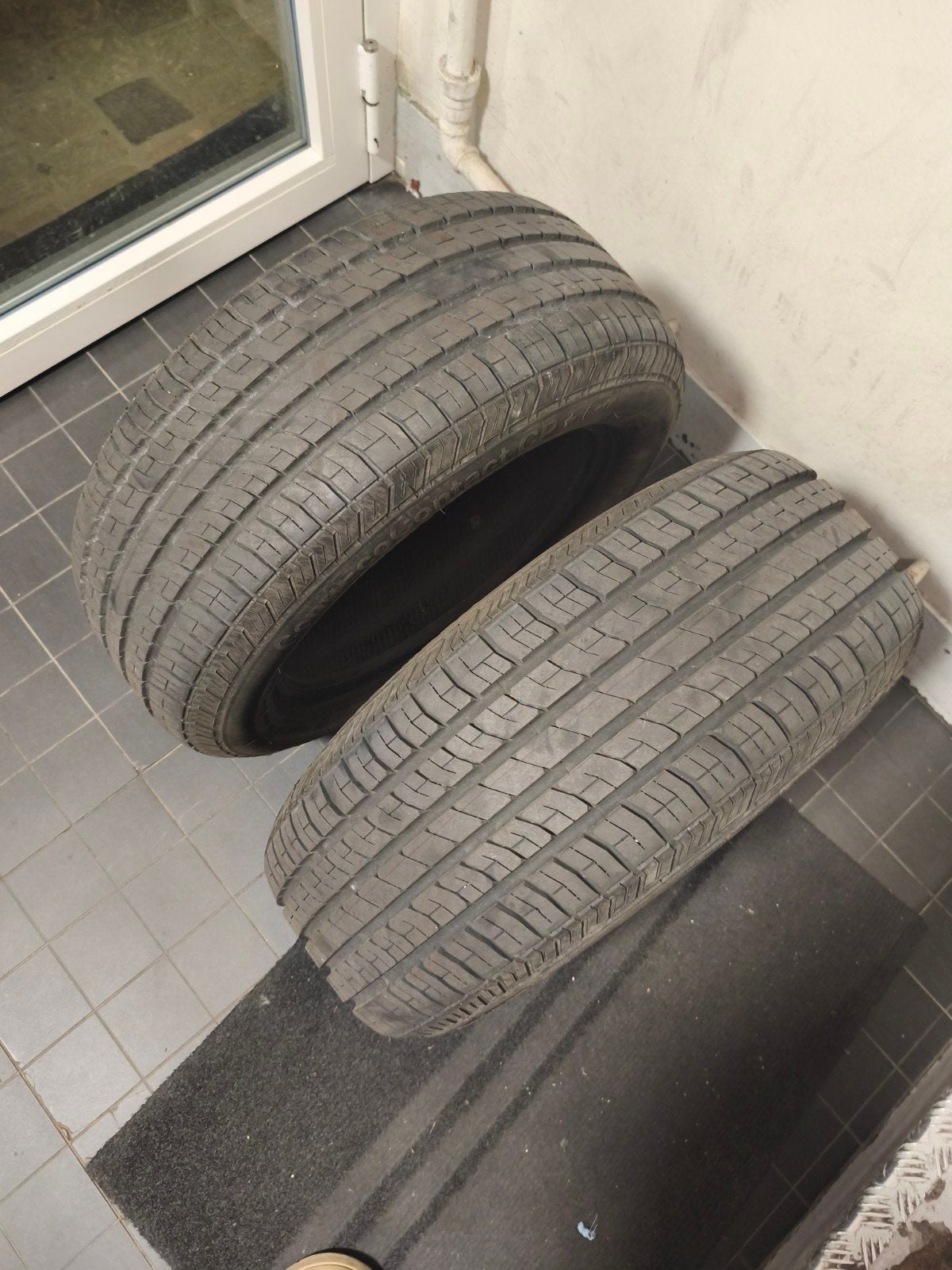 2 Pneu été continental 225/55r16, Enlèvement