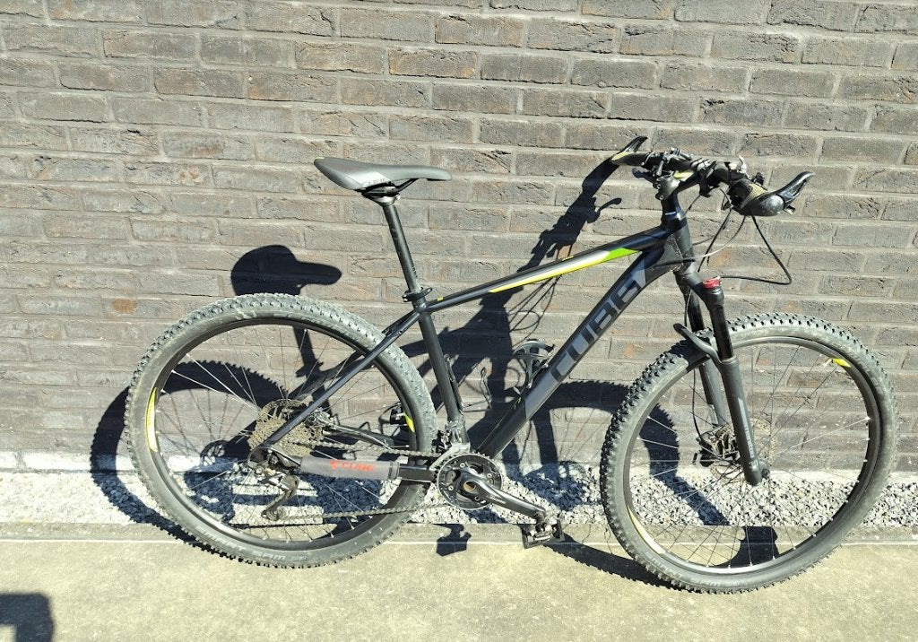 Vélo de montagne Cube - MTB, Vélos & Vélomoteurs, Comme neuf, Enlèvement, Hommes, Frein à disque