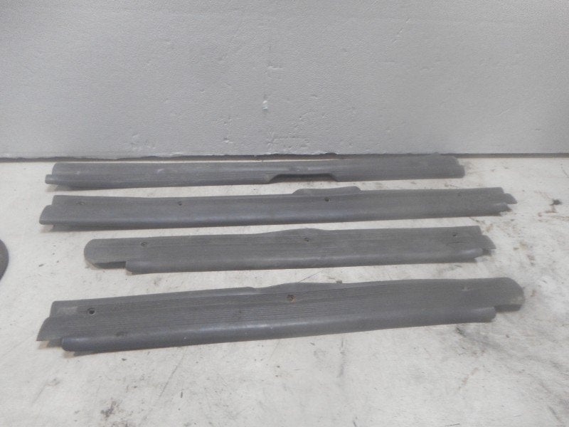 BEKLEDING Opel Ascona C (84 / 89) (90035063), Auto-onderdelen, Gebruikt, Opel, Opel Automobile GmbH, Kontakt-opel@opel.com