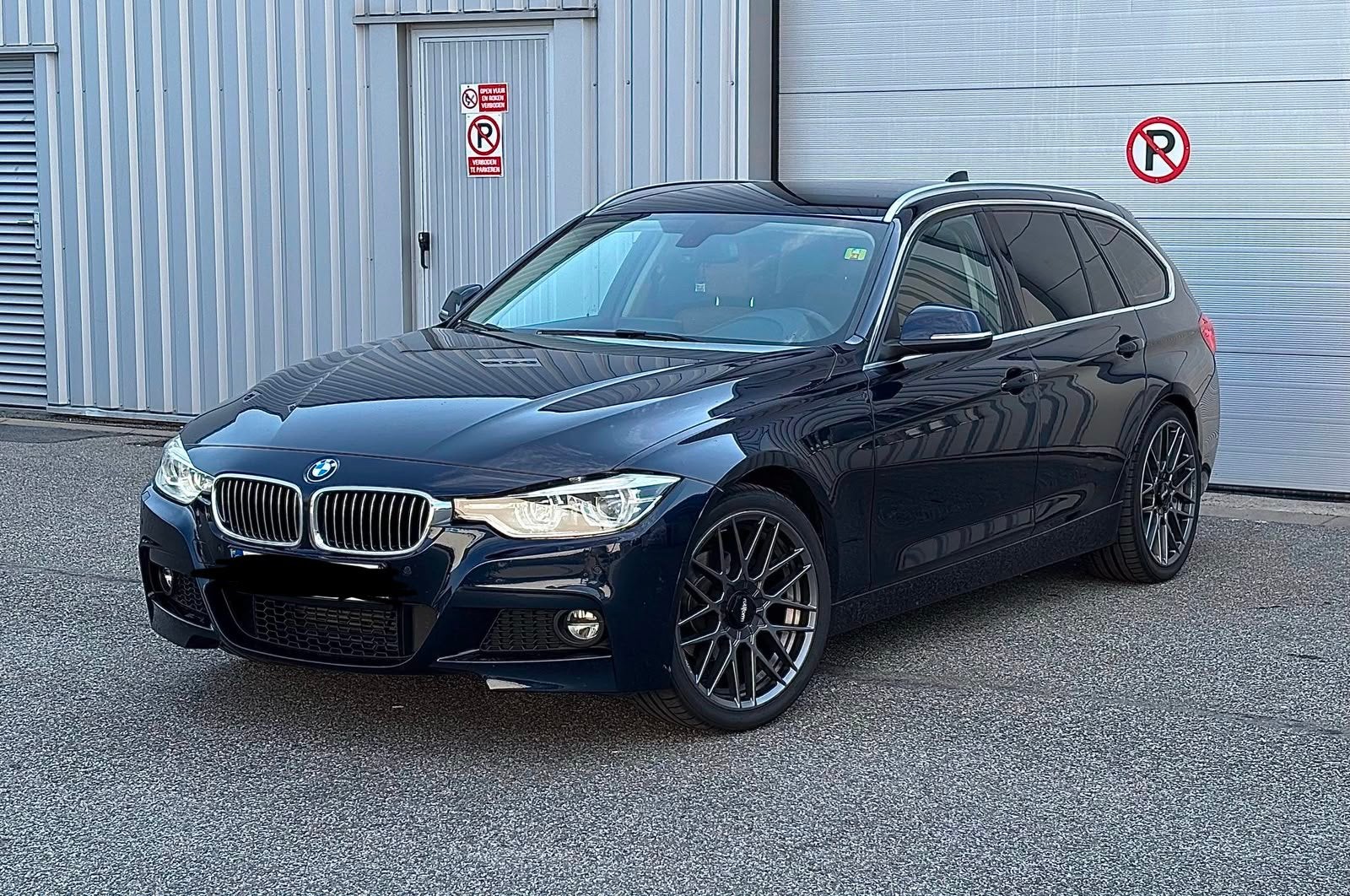 Bmw 318d facelift 2016 2.0 diesel Automaat euro6b, Autos, BMW, Entreprise, Série 3, Diesel, Euro 6, Automatique, Enlèvement
