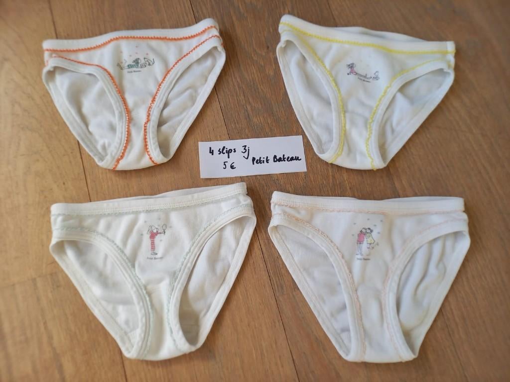 4 mooie slipjes meisje Petit Bateau 3 jaar Maat 98, Nacht- of Onderkleding, Meisje, Ophalen of Verzenden, Petit Bateau