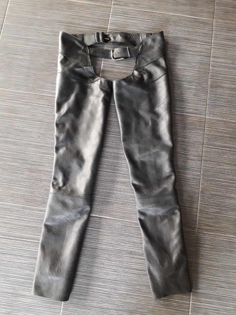 Horze zwarte leren chaps maat S in nieuwstaat, Dieren en Toebehoren, Ophalen of Verzenden, Zo goed als nieuw, Dames, Bovenkleding