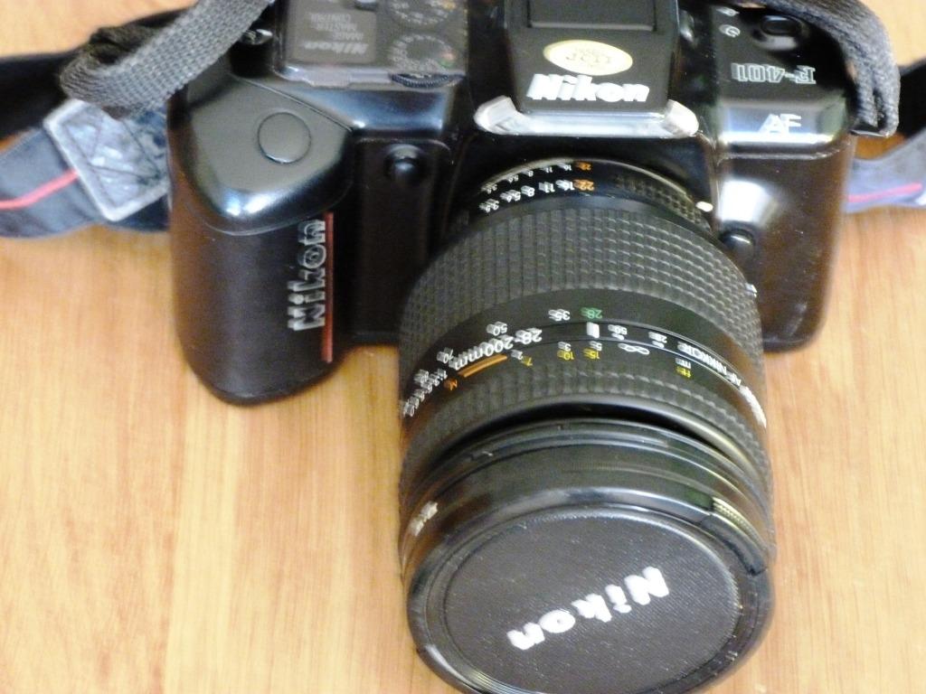 Nikon Analoge Camera + Lens 28 - 200 mm !, Ophalen, Gebruikt, Spiegelreflex, Nikon