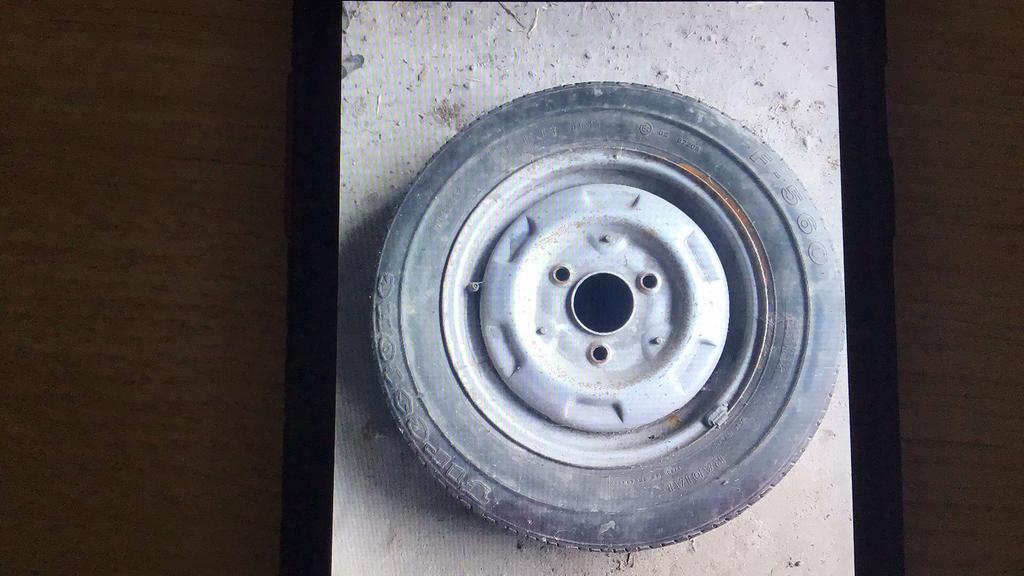 Daf auto  46 44 velgen 1 x achterruit 2 x voorruit 2xzij, Ophalen, Zo goed als nieuw