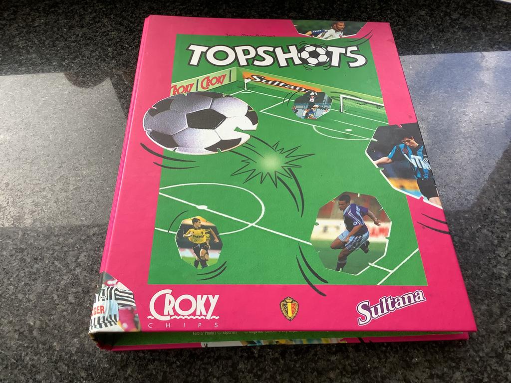 Flippo’s croky voetbal +verzamelmap, Verzamelen, Flippo's, Verzenden, Verzameling, Met verzamelmap(pen)