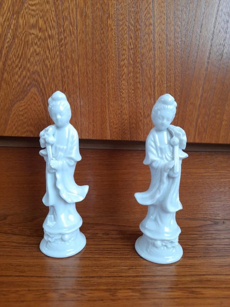 Quan yin Blanc de chine au lotus, Antiquités & Art, Enlèvement ou Envoi