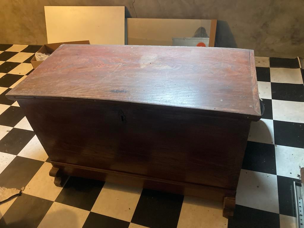 Antieke koffer, Antiek en Kunst, Antiek | Meubels | Kasten, Ophalen