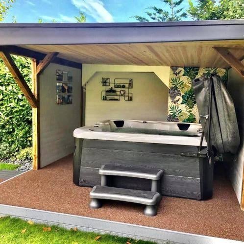 Neuf jacuzzi 5 places 160 jets+ option Pompe a chaleur, Jardin & Terrasse, Éclairage extérieur, Neuf, Enlèvement ou Envoi