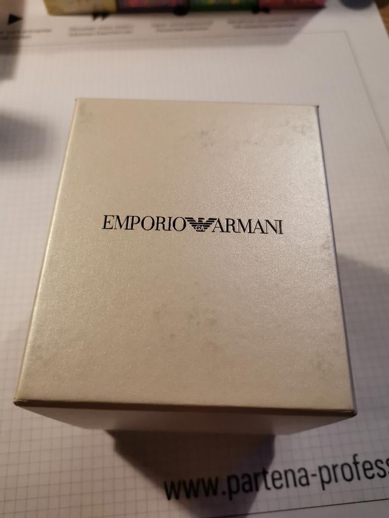Montre Armani, Montre-bracelet, Autres marques, Enlèvement ou Envoi, Acier