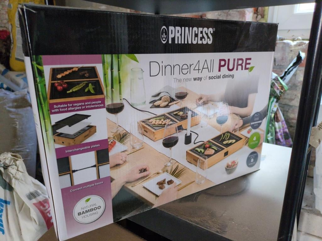 Planchetta Princess dinner4all pure 4 tot 8 personen Negen!, Ophalen of Verzenden, Zo goed als nieuw