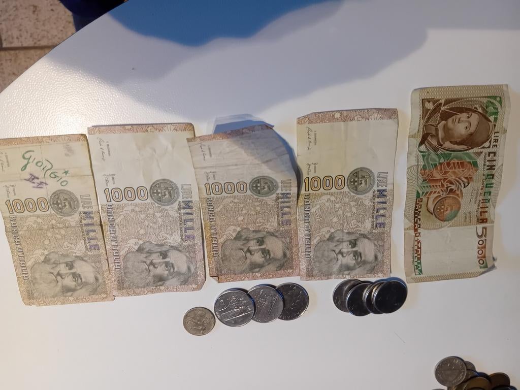 Italiaanse lires, Enlèvement