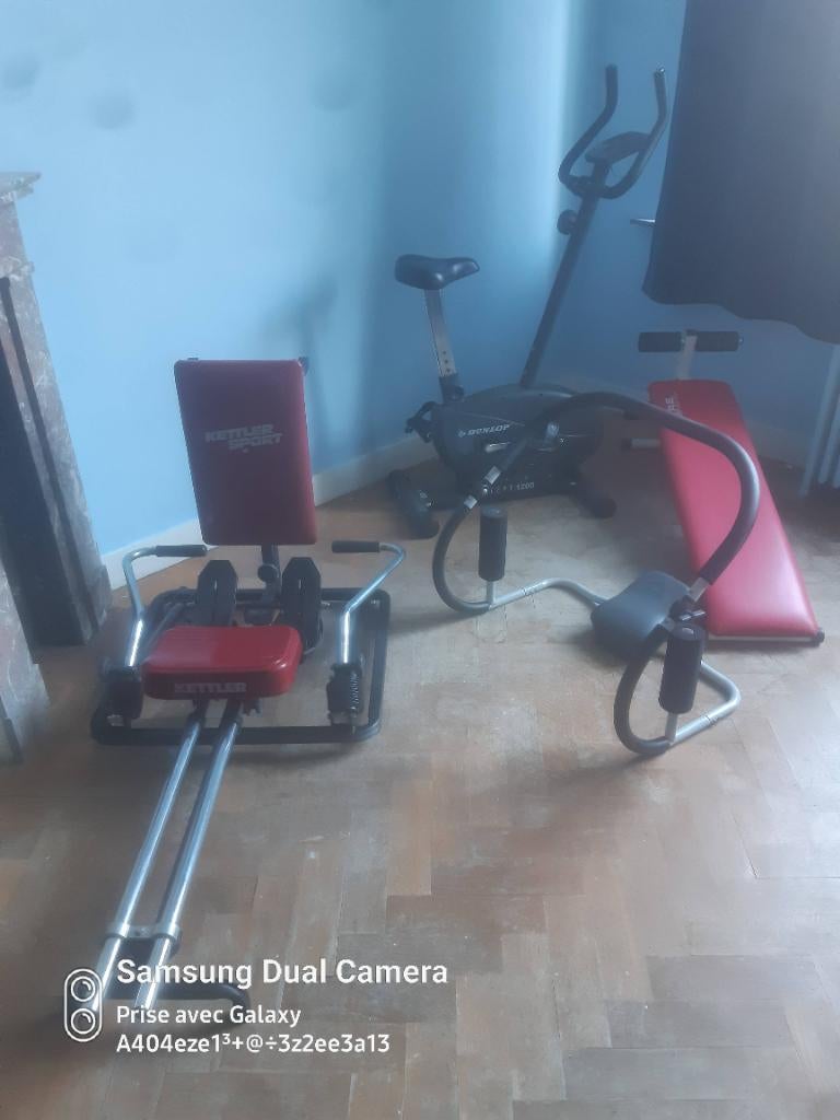 Lot sport, vélo dunlop, rameur kettler, abdo care,keys,tbe, Sports & Fitness, Équipement de fitness, Enlèvement, Utilisé, Banc d'exercice