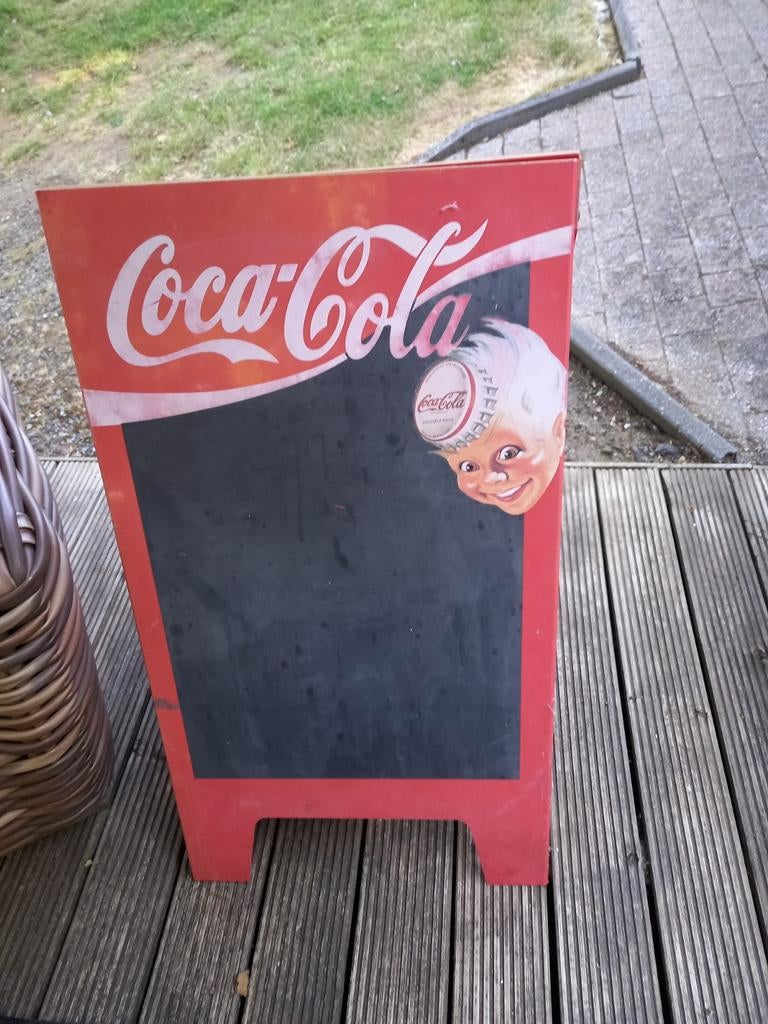 Coca Cola, Enlèvement ou Envoi, Panneau publicitaire