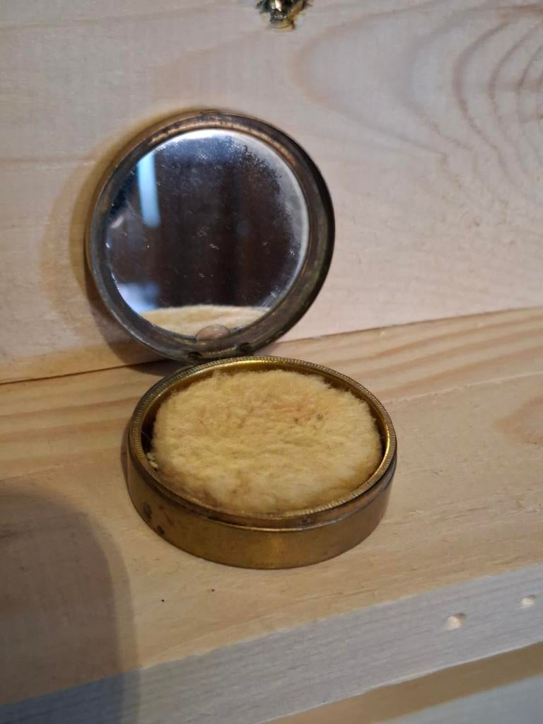 Poudrier Houbigant vintage, Ophalen of Verzenden