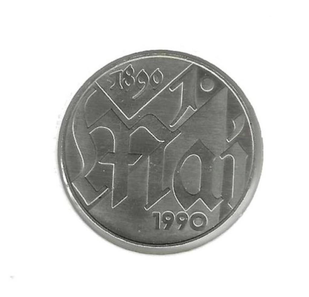 Duitsland (D.D.R.), 10 Mark 1990 A, Internat. Labor Day., Postzegels en Munten, Ophalen of Verzenden, Duitsland, Losse munt