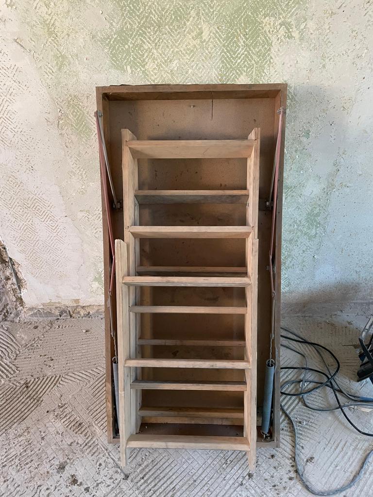 Zoldertrap 120x60 cm, Doe-het-zelf en Bouw, Ophalen, Zo goed als nieuw
