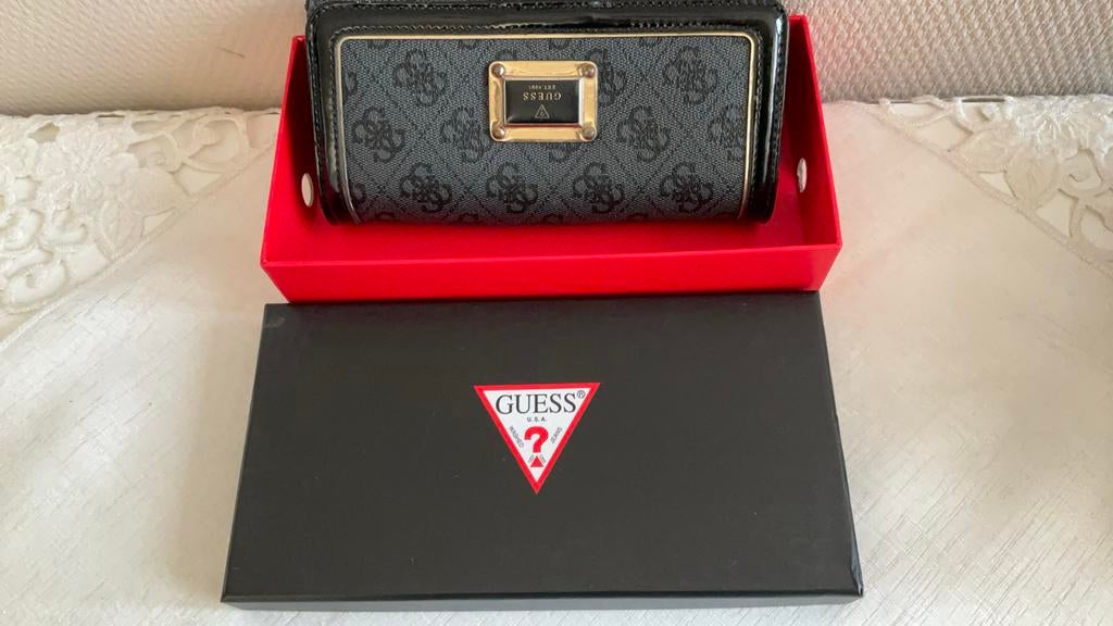 GUESS PORTEMONNEE, Handtassen en Accessoires, Portemonnees, Ophalen of Verzenden, Zo goed als nieuw, Guess