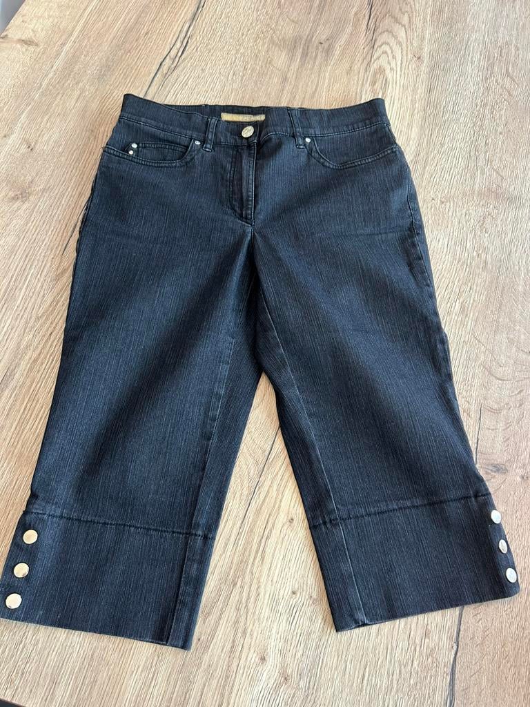 Broek jeans 3/4 Zerres jeans. XS, Zwart, Zo goed als nieuw, Driekwart, Maat 34 (XS) of kleiner