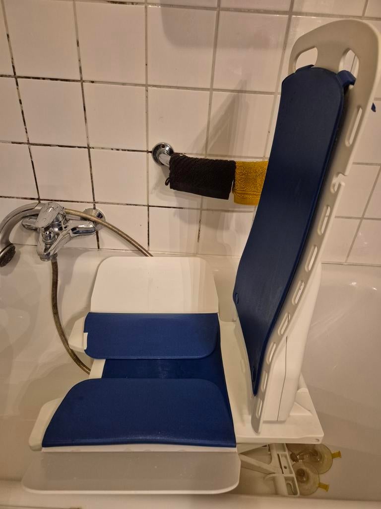 Élévateur de bain, Divers, Matériel Infirmier, Enlèvement