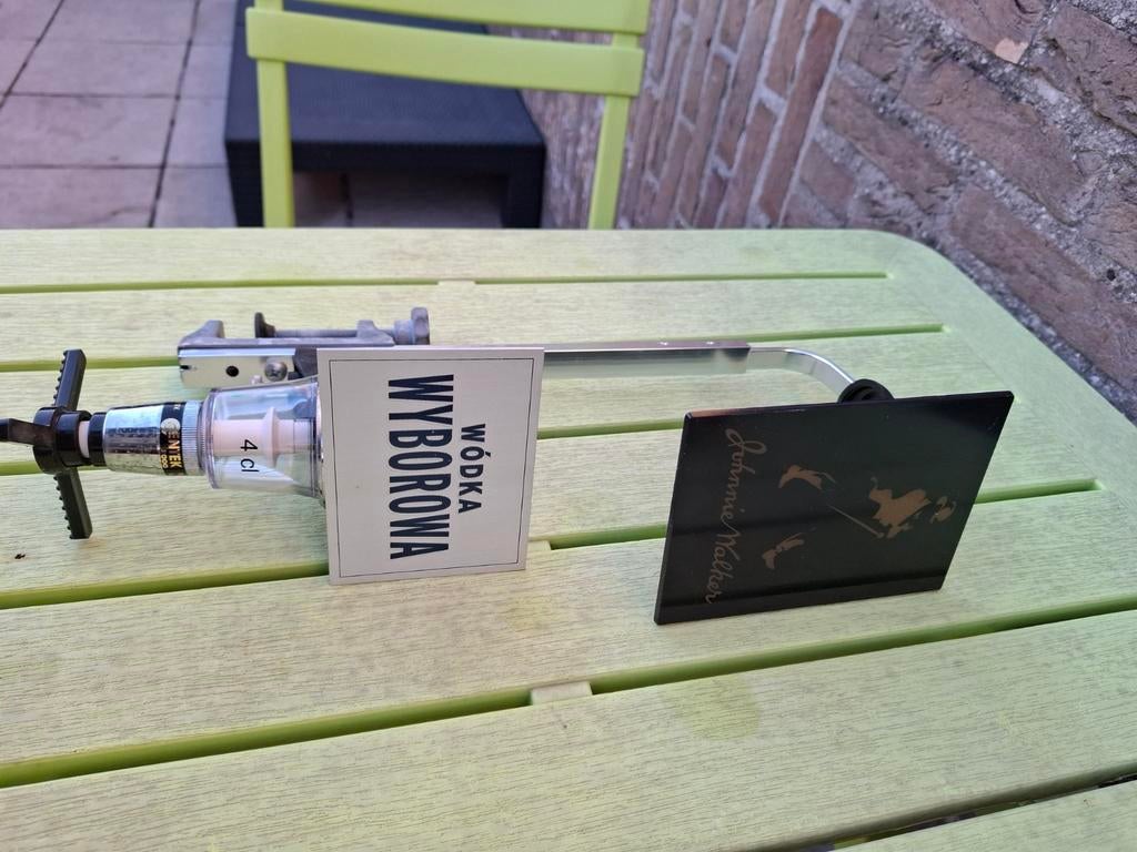 Porte-bouteilles/distributeur avec distributeur Johnnie Walk, Enlèvement ou Envoi, Comme neuf