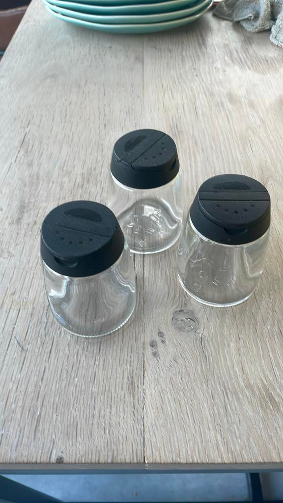 3 potjes voor kruiden of peper & zout, Ophalen of Verzenden, Zo goed als nieuw, Glas, Overige typen