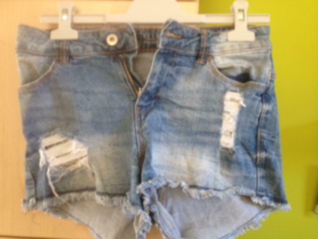 short jeans taille 34, Kleding | Dames, Broeken en Pantalons, Ophalen of Verzenden, Gedragen, Maat 34 (XS) of kleiner