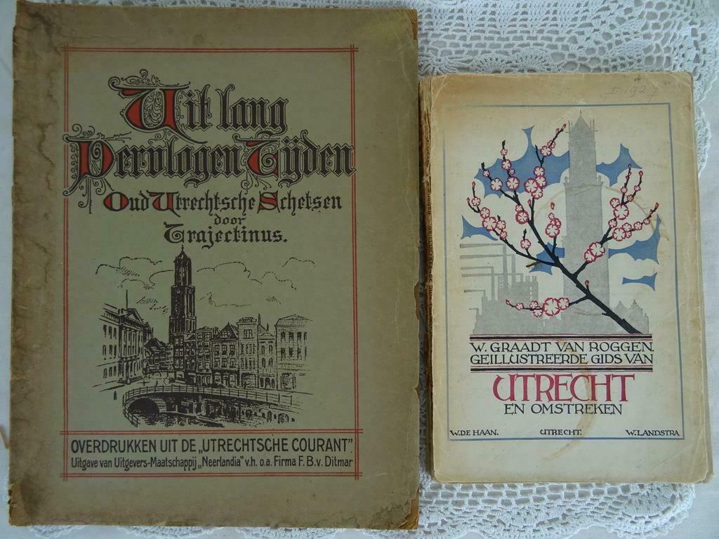 Utrecht Antiek boek Utrecht 2 Antieke boeken Utrecht ca 1930, Ophalen of Verzenden, Utrechtsche Courant