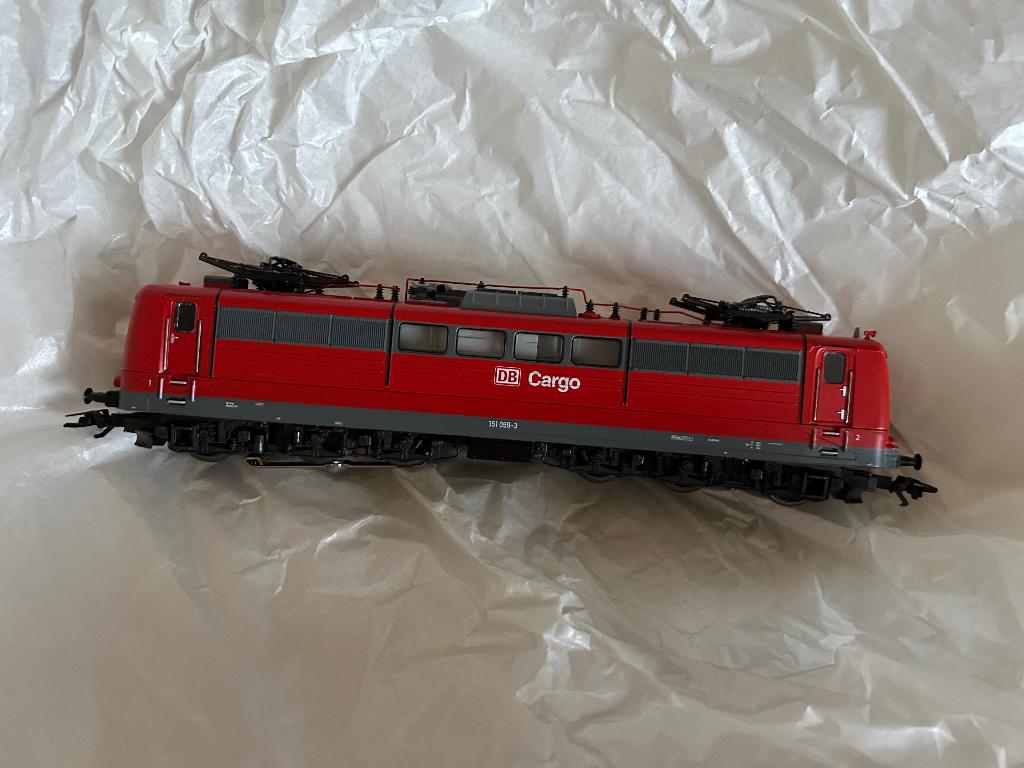 Märklin DB Cargo locomotief H0 - verrassingsdoos, Hobby en Vrije tijd, Ophalen, Zo goed als nieuw, Locomotief, Märklin