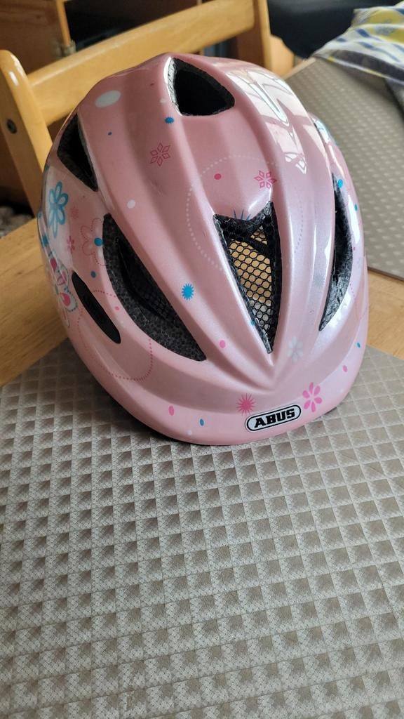 Fietshelm meisje, Ophalen, Meisje